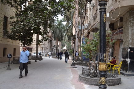 <a class="fancybox" rel="gallery-images" href="http://cuip.clustermappinginitiative.org/sites/default/files/styles/largest/public/yt_dsc_0149.jpg?itok=RdE3QFcz" title="Al Sherifin Passageway">Enlarge</a><br >2015, Mar 02, 04:03am<br>Al Sherifin Passageway