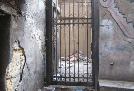 <a class="fancybox" rel="gallery-materials-and-textures" href="https://cuip.clustermappinginitiative.org/sites/default/files/styles/largest/public/c4_2_01.jpg?itok=Vldzr1xL" title="Wall and gate texture">Enlarge</a><br >Wall and gate texture