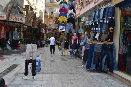 <a class="fancybox" rel="gallery-" href="https://cuip.clustermappinginitiative.org/sites/default/files/styles/largest/public/dsc_0107_01.jpg?itok=NJ0K5vFU" title="Entrance of E3 from Al-Shawarbi Passageway">Enlarge</a><br >2015, Sep 22<br>Entrance of E3 from Al-Shawarbi Passageway