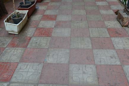 <a class="fancybox" rel="gallery-materials-and-textures" href="https://cuip.clustermappinginitiative.org/sites/default/files/styles/largest/public/dsc_0380_01.jpg?itok=Nvo9SrEI" title="">Enlarge</a><br >