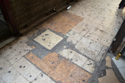 <a class="fancybox" rel="gallery-materials-and-textures" href="https://cuip.clustermappinginitiative.org/sites/default/files/styles/largest/public/dsc_0526_01.jpg?itok=qoJIC63w" title="Flooring">Enlarge</a><br >Flooring
