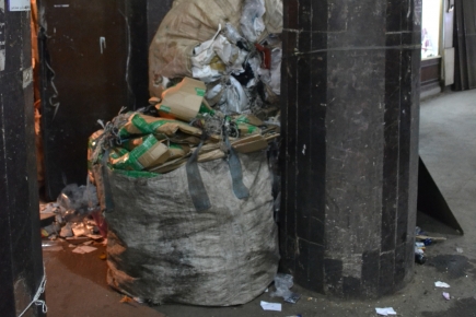 <a class="fancybox" rel="gallery-encroachments-and-territory-markers" href="https://cuip.clustermappinginitiative.org/sites/default/files/styles/largest/public/dsc_0578b_01.jpg?itok=cin1tZOS" title="">Enlarge</a><br >